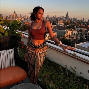 Fate Paisley Print Green Skirt Size Large